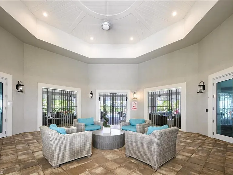 16808 Bay Island Ct — Photo 40