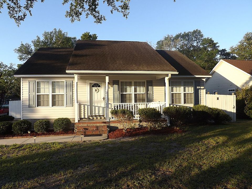 1st image of 801 Oak Island Dr