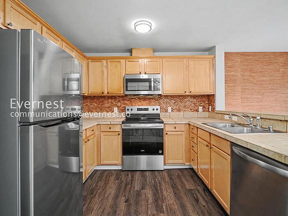 4th image of 1698 25th Pl NE Unit 303
