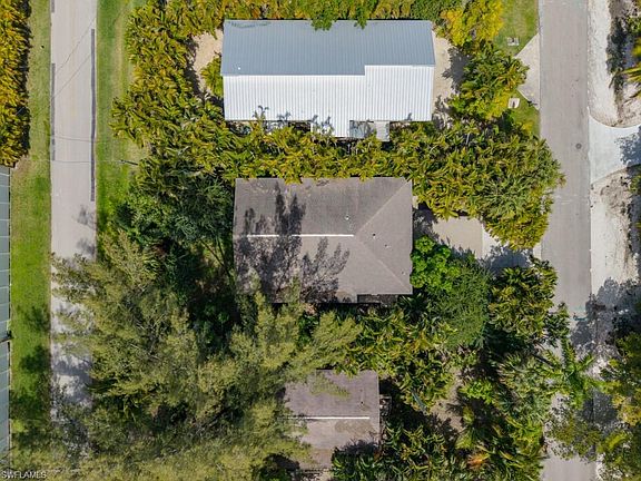 3rd image of 2022 Frederick ST