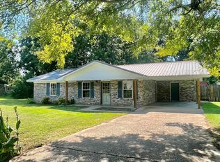 154 Barnett St, Sulligent, AL 35586