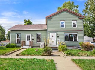 324-326 Washington St, Elgin, IL 60123