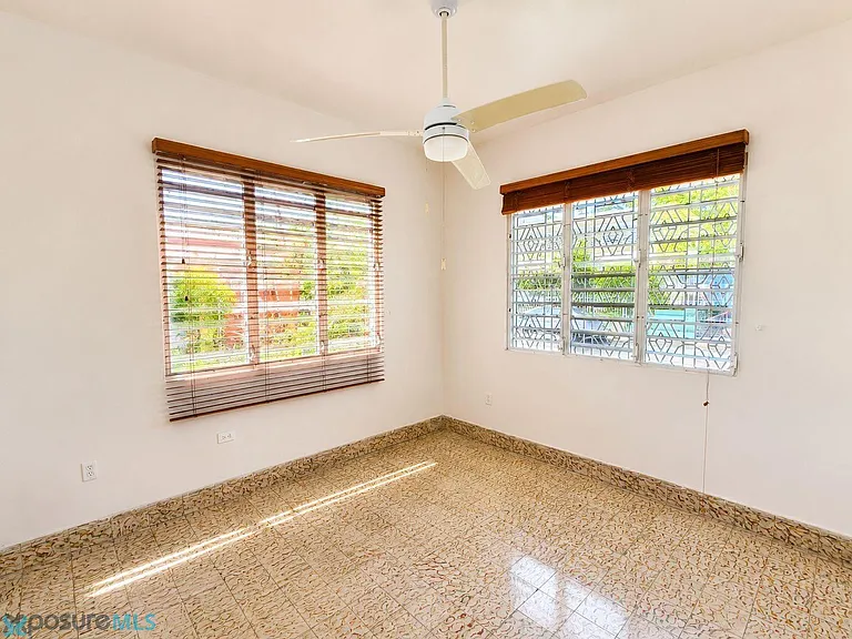 75 Calle Ponce — Photo 4