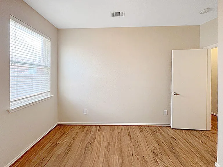 9716 Minton Dr — Photo 25