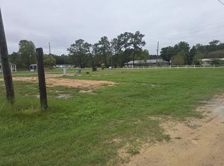 1145 Mandella Rd, Bonneau, SC 29431