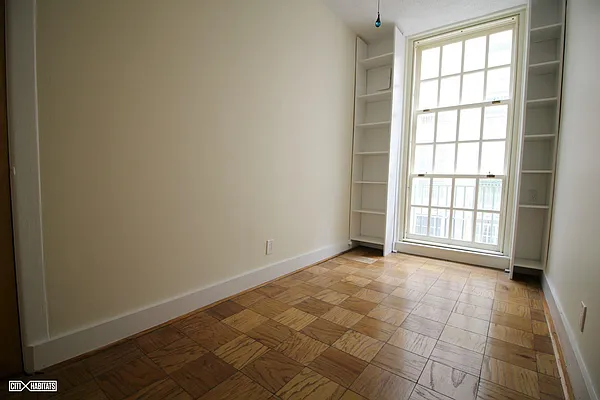 Rented by Citi Habitats | media 22