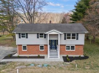 59 Mud Pond Rd, Blairstown, NJ 07825