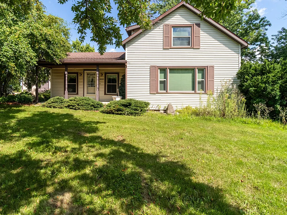 N6228 Clearview Dr