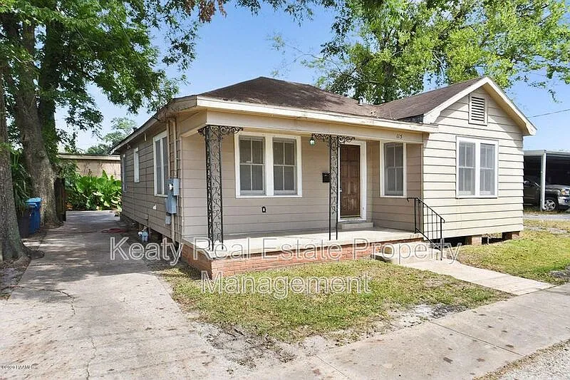 115 Ryan St