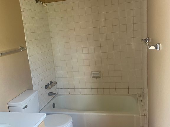 2nd image of 975 S Richards Ave #2
