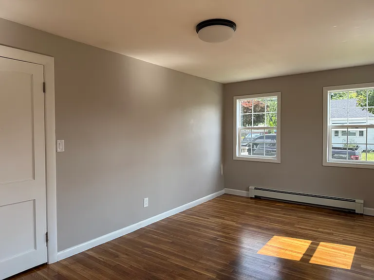 62 Rose St — Photo 11