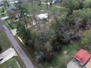 Strawberry St, Onalaska, TX 77360