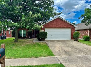 1816 Barton Springs Dr, Little Elm, TX 75068