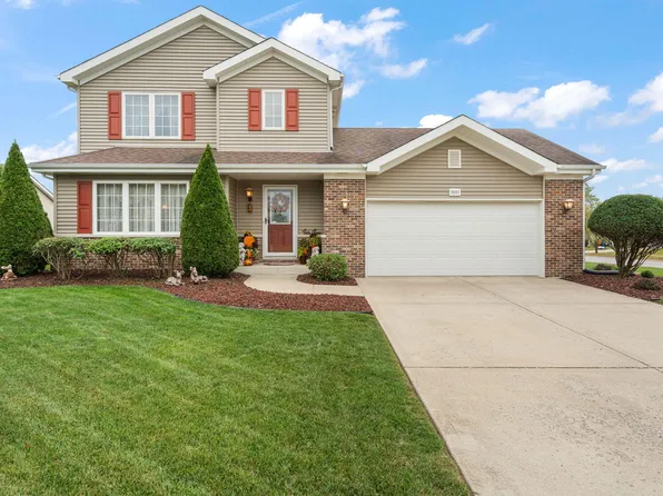 9501 135th Pl, Cedar Lake, IN 46303