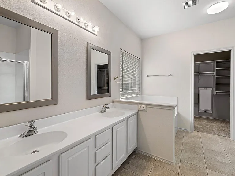 14444 Lilley Brook Cv — Photo 15
