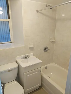 Rented by Oxford Property Group | media 6