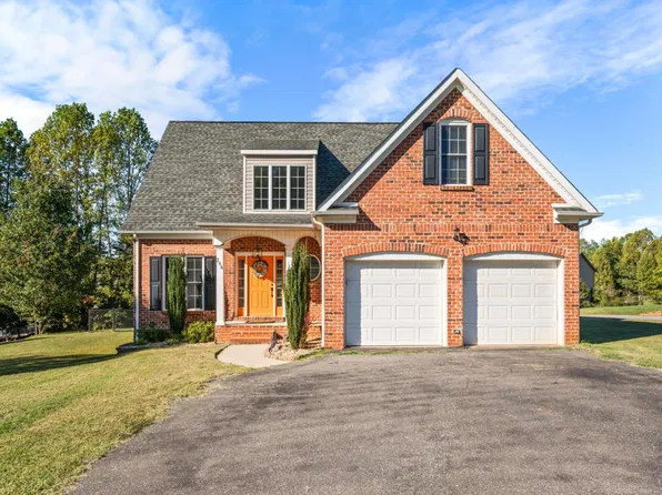 246 Mantle Dr, Lynchburg, VA 24501