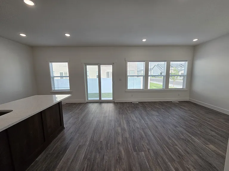 4565 Kapono Ct — Photo 6