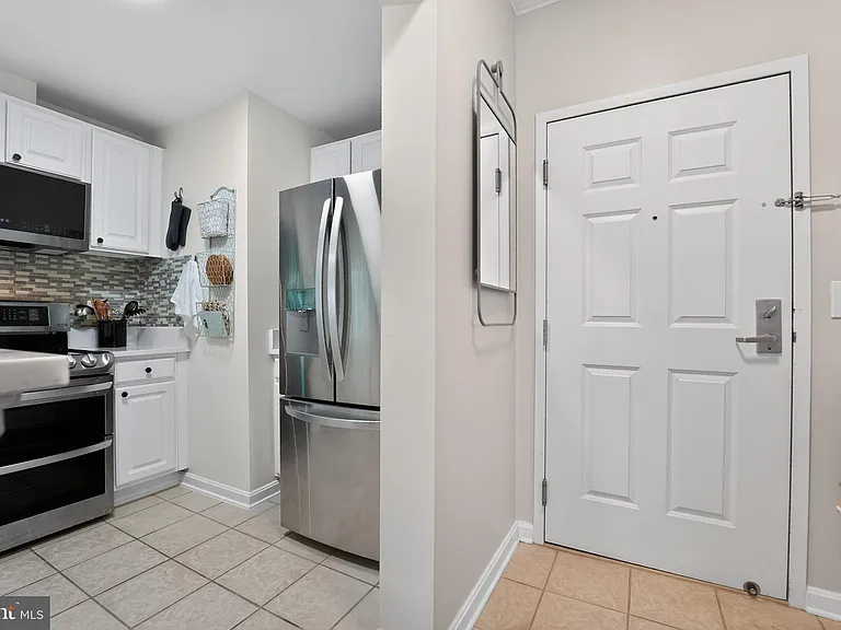 23 Pierside Dr #215 — Photo 15