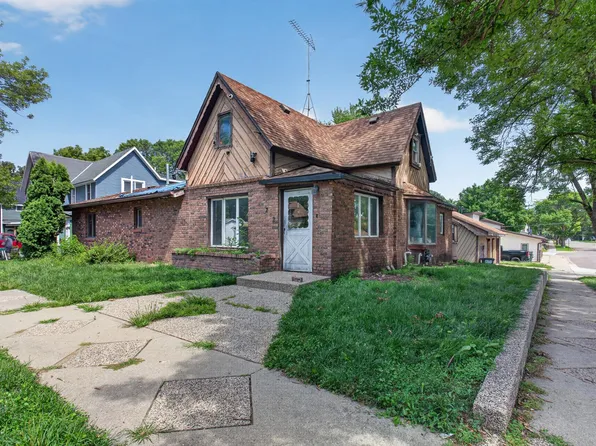 202 N Lincoln St, Lake Crystal, MN 56055