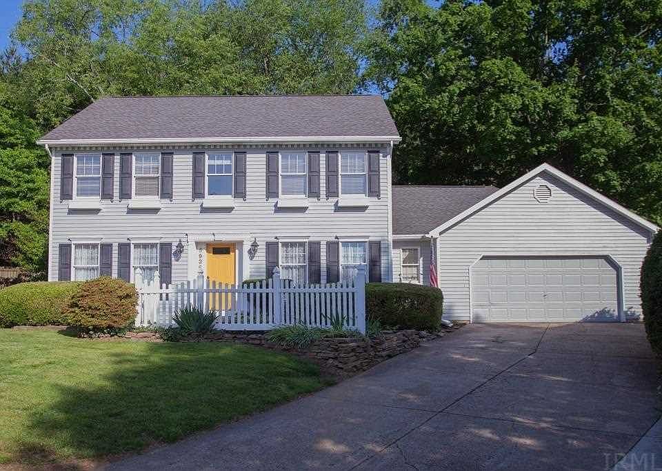 1st image of 5936 E Oak St