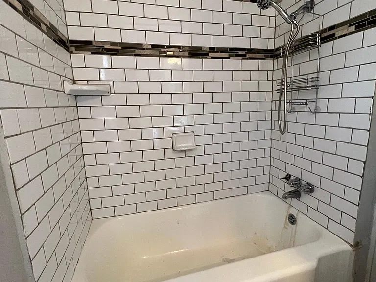 142 Vassar Ln #1 — Photo 12