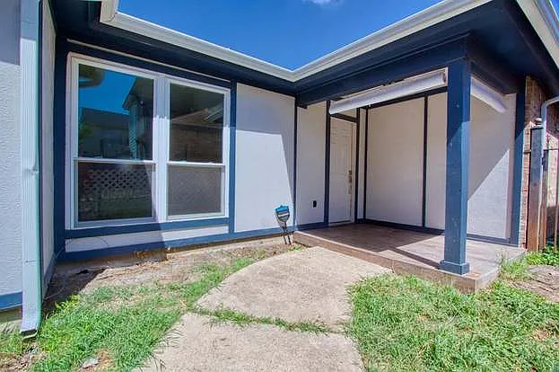 2402 Summer Place Dr — Photo 40