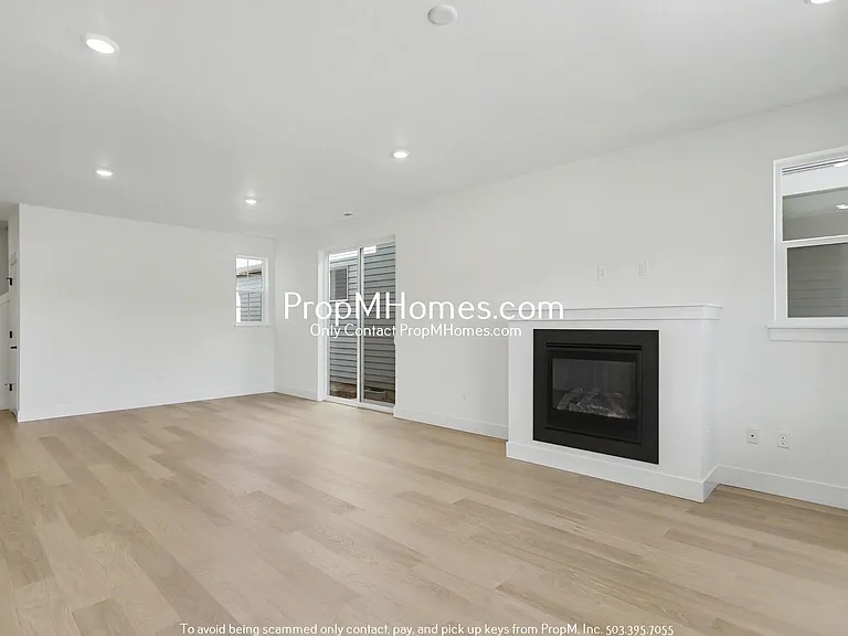 14560 NW Lazarus Ln — Photo 4