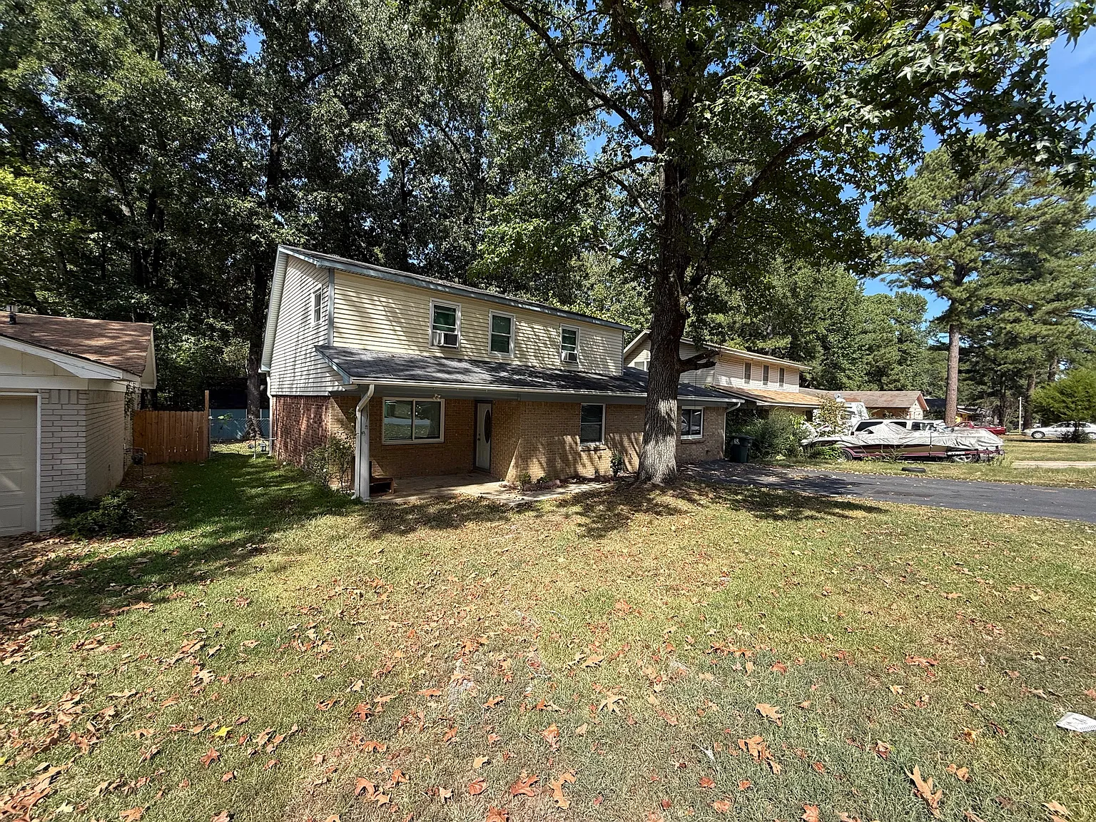 5 bed, 2037 sqft, $1,650 — Photo 2