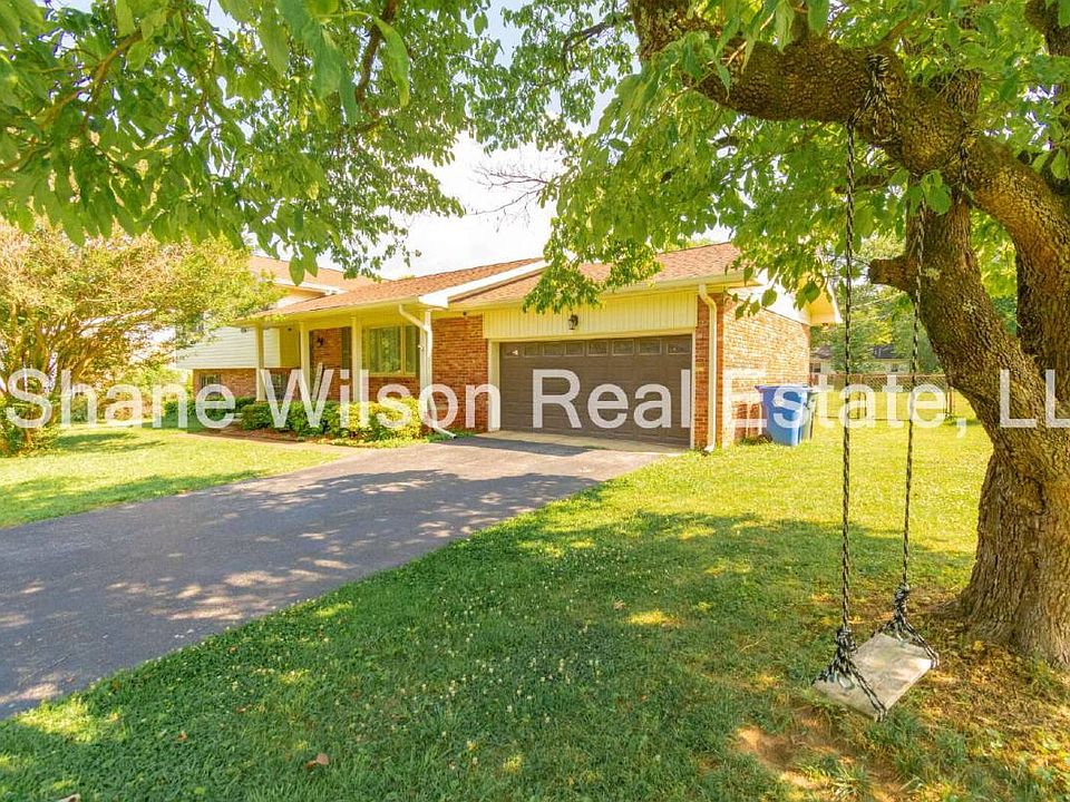 1st image of 617 Spring Valley Ln