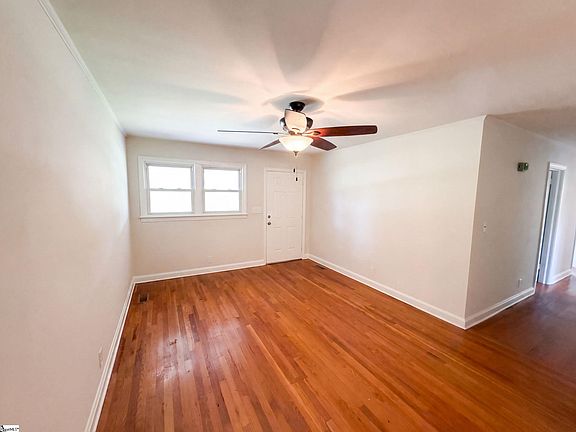 5th image of 16 Gardenia Dr