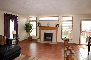 4th image of 1018 Nutmeg Dr