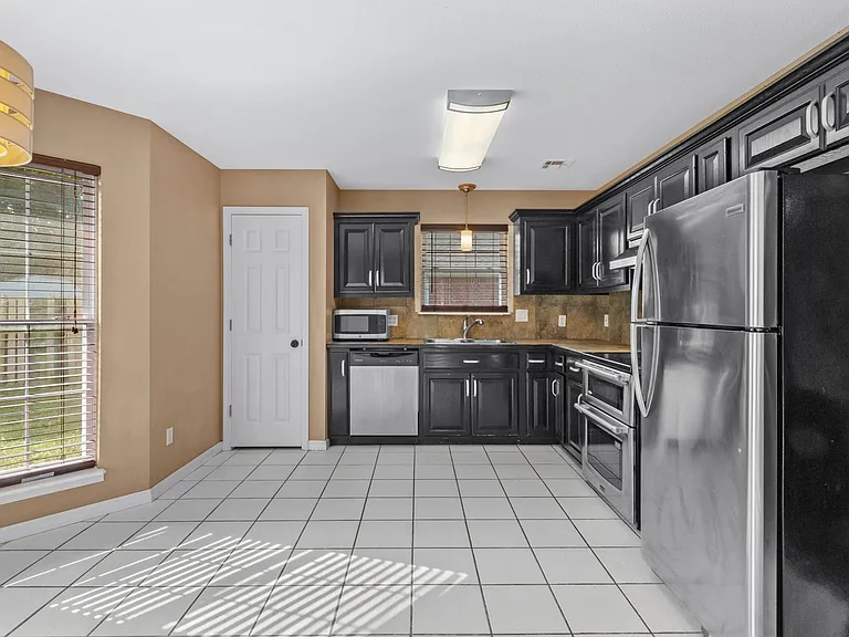 794 N Blazing Star Dr — Photo 11
