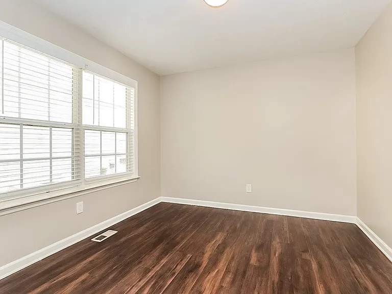 2720 Windcrest Trl — Photo 14