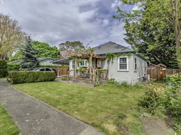 12075 SW 9th St, Beaverton, OR 97005