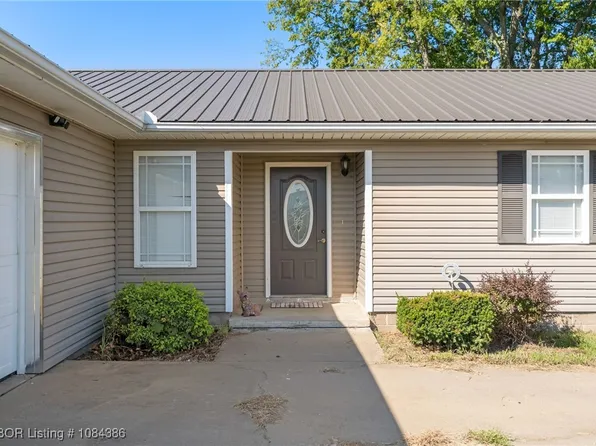 11932 State Highway 83, Poteau, OK 74953