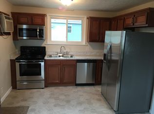 2479 Main St, Hurricane, WV 25526