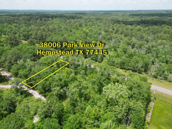 38006 Park View Dr, Hempstead, TX 77445