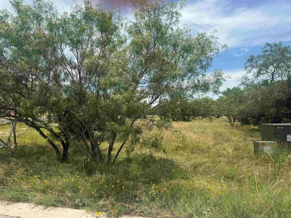 310 Lakawana, Horseshoe Bay, TX 78657
