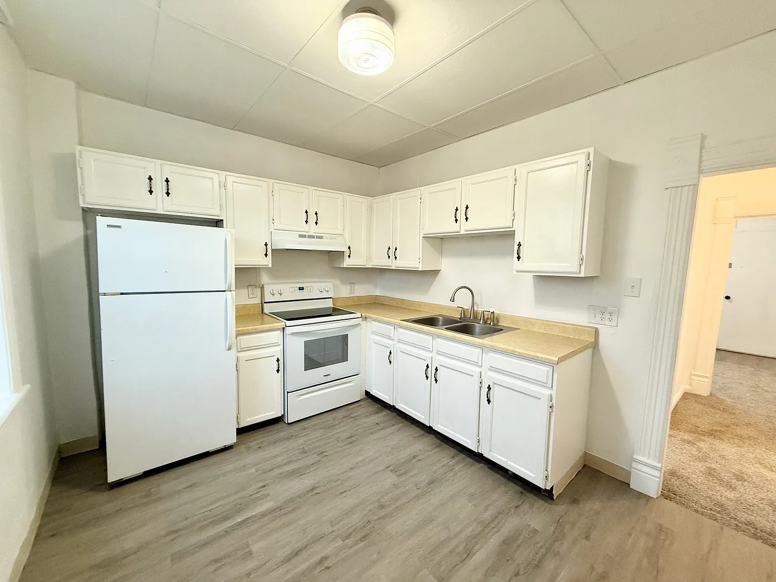2 bed, 650 sqft, $850 — Photo 1