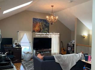 34 Jefferson St #3T, Cambridge, MA 02141