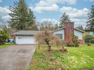 13720 SE Taylor St, Portland, OR 97233