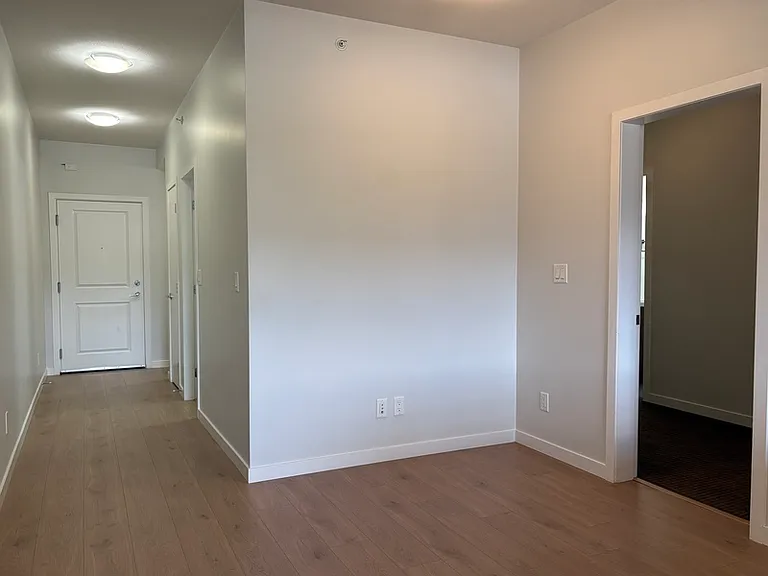 1550 Dickson Ave #6 — Photo 6