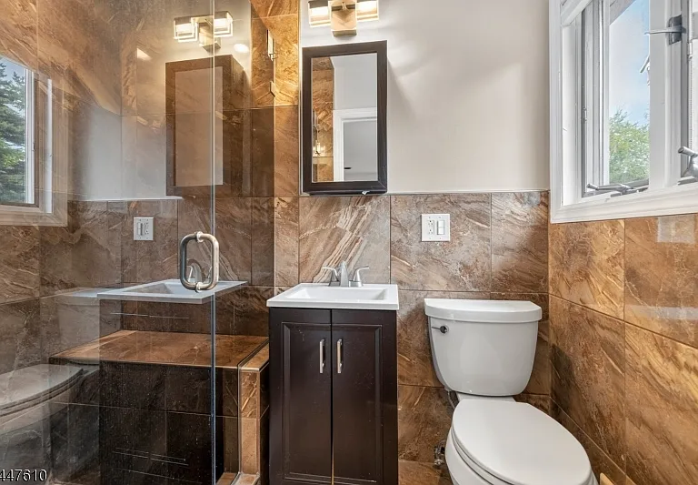 29 Tiffany Dr — Photo 15