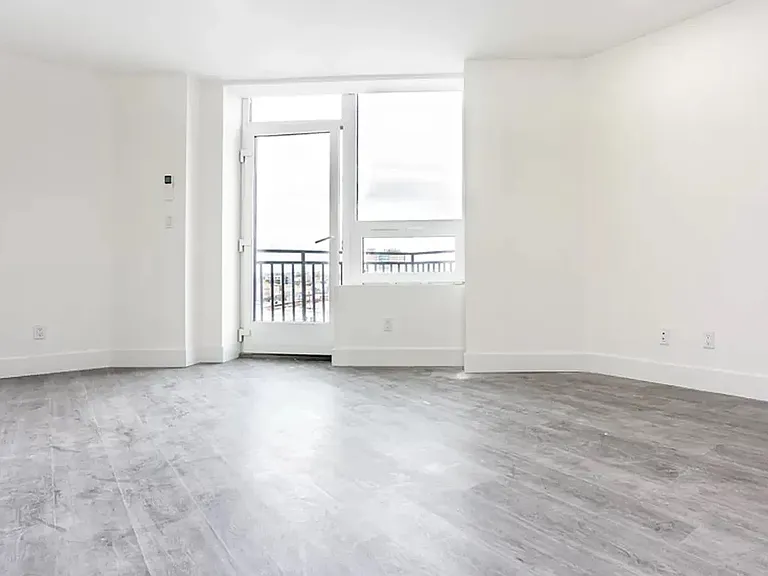1399 Myrtle Ave #8A — Photo 4