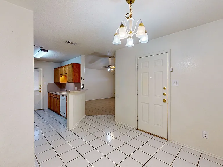 4607 Wade Dr #B — Photo 7
