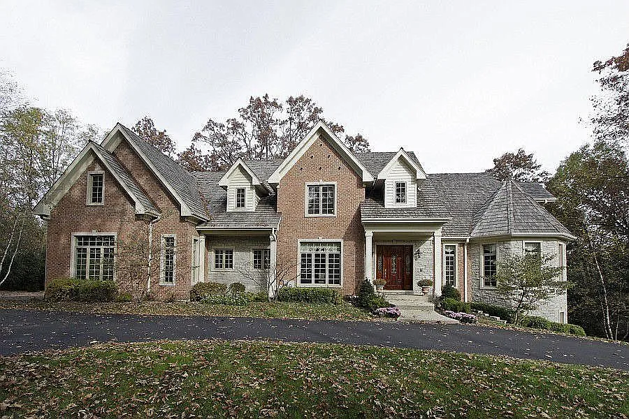 63 S Wynstone Dr photo 1