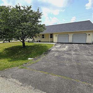 105 S Delane Dr, Heyworth, IL, 61745