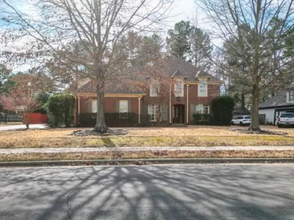 10761 Whisper Sage Dr, Collierville, TN 38017