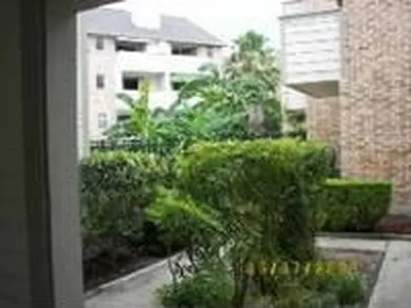 2500 Burleson Rd APT 604, Austin, TX 78741